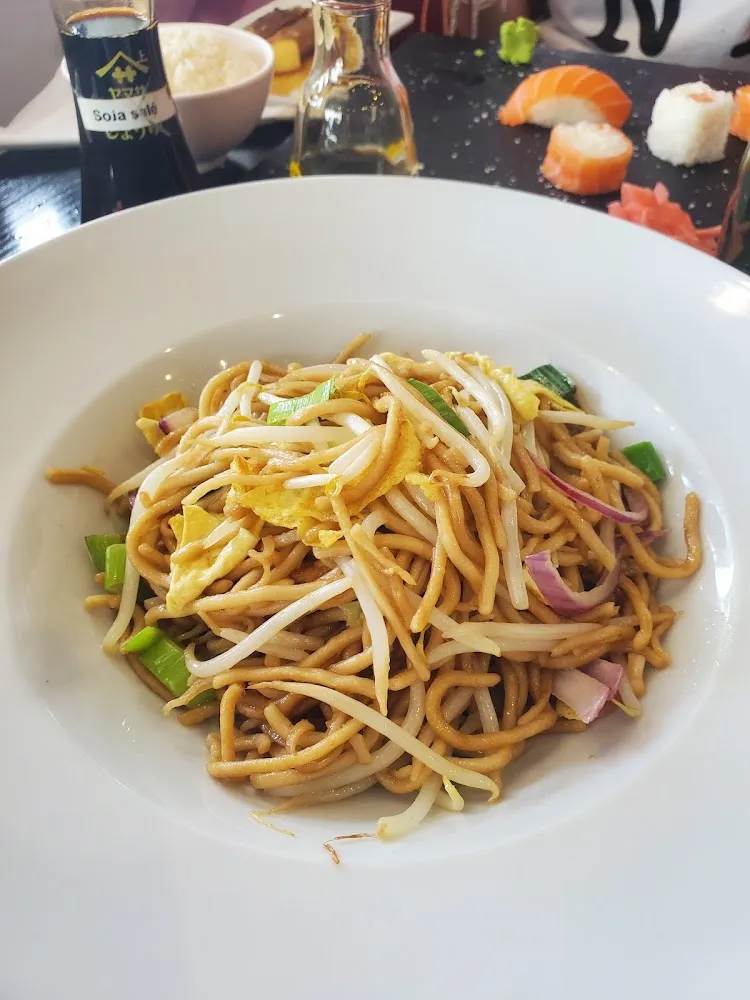 Nouilles Sautées Aux Légumes